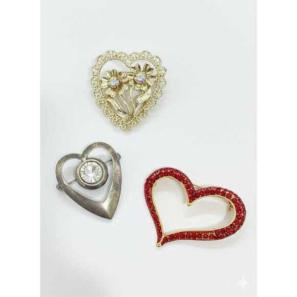 Lot of 3 Heart Brooch Pins – Vintage Style Gold & Silver Tone Rhinestone Red - Picture 1 of 11